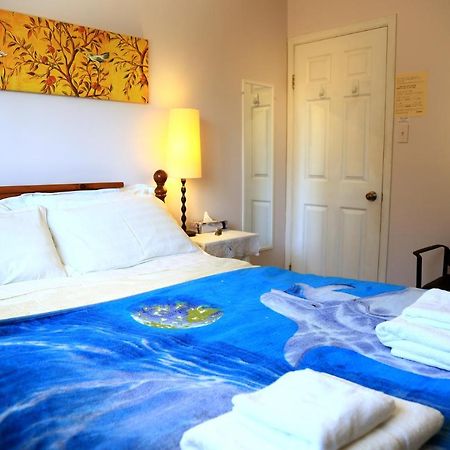 Jenny Guest House Yellowknife Ngoại thất bức ảnh