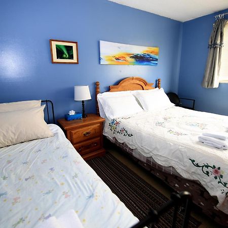 Jenny Guest House Yellowknife Ngoại thất bức ảnh