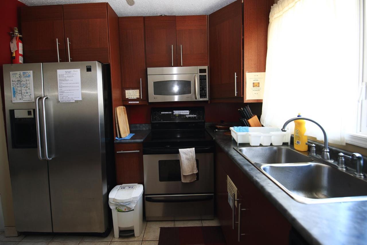 Jenny Guest House Yellowknife Ngoại thất bức ảnh