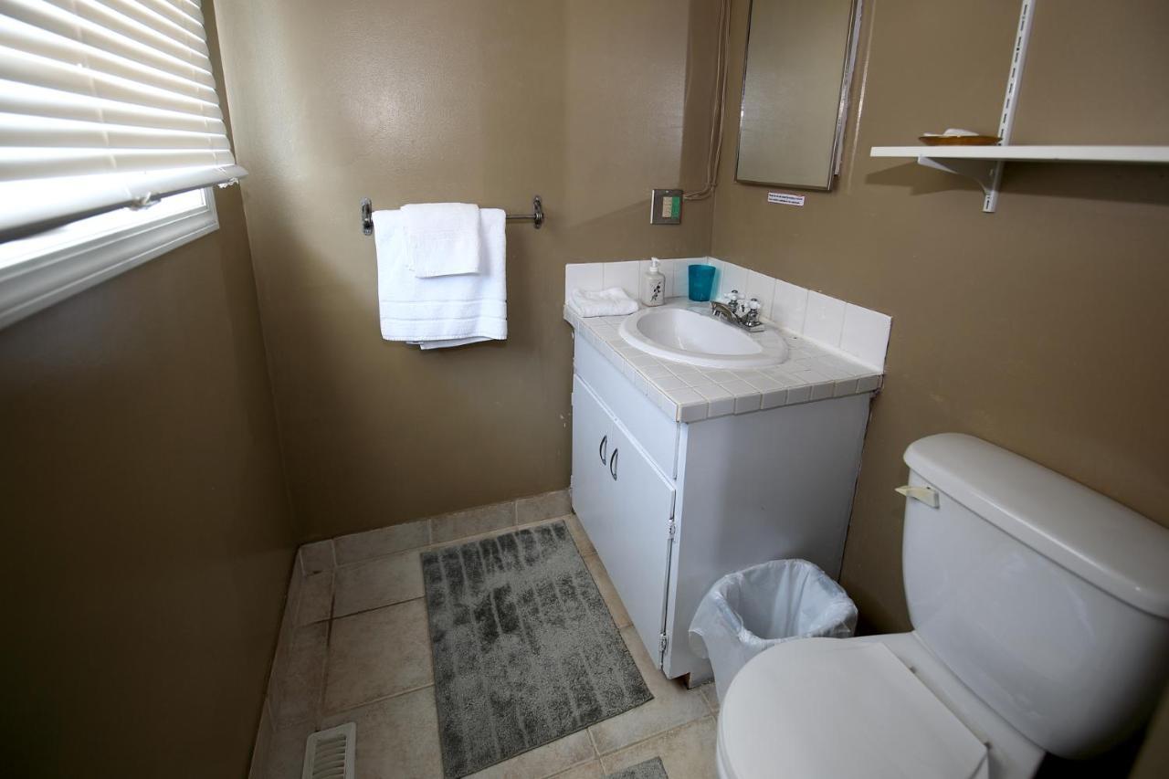 Jenny Guest House Yellowknife Ngoại thất bức ảnh